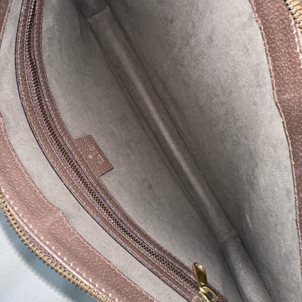 💚❤️ GUCCI ❤️💚 Bee Wristlet Clutch (RARE) - Picture 7 of 9